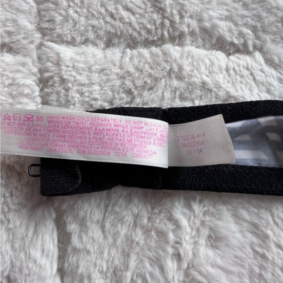 Victoria’s Secret PINK | Black & White Aztec Push-up Bra | Size 34B - Picture 9 of 10